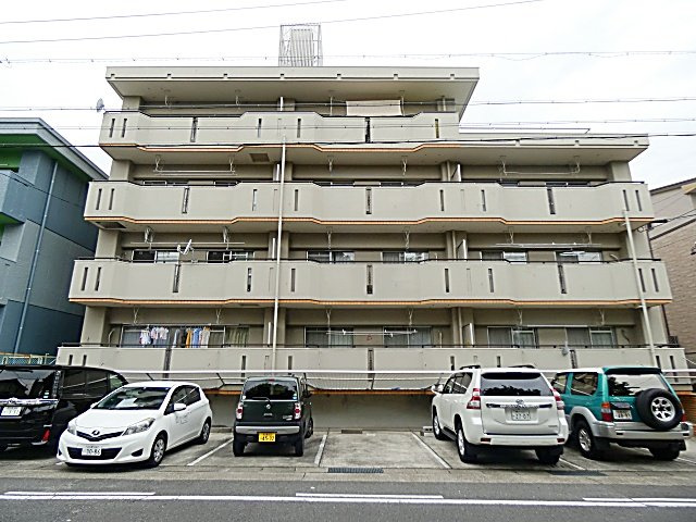 ハイツ白山の外観|落ち着いた雰囲気の外観です