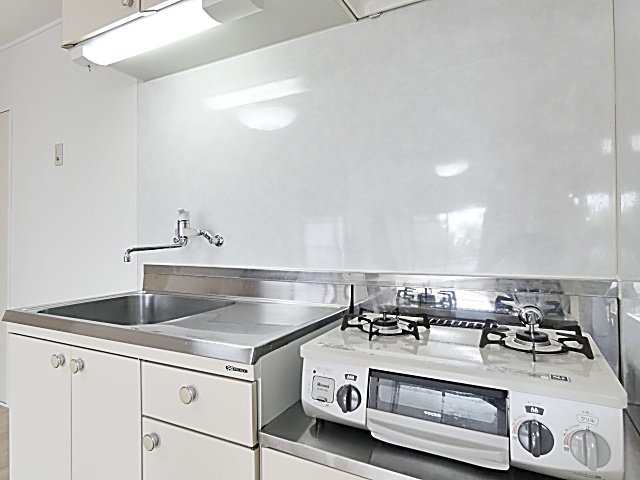 ハイツ白山のキッチン|お料理しやすいキッチンです