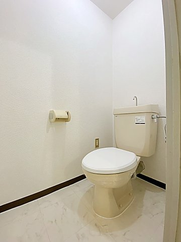 アモール高針のトイレ|落ち着いたトイレです