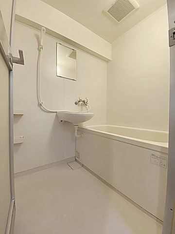 グランモール一社の浴室|落ち着いた空間のお風呂です