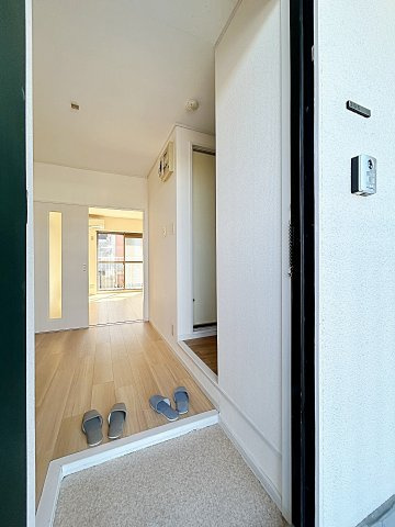 ヴァンベール本郷の玄関|シンプルで使いやすい玄関です