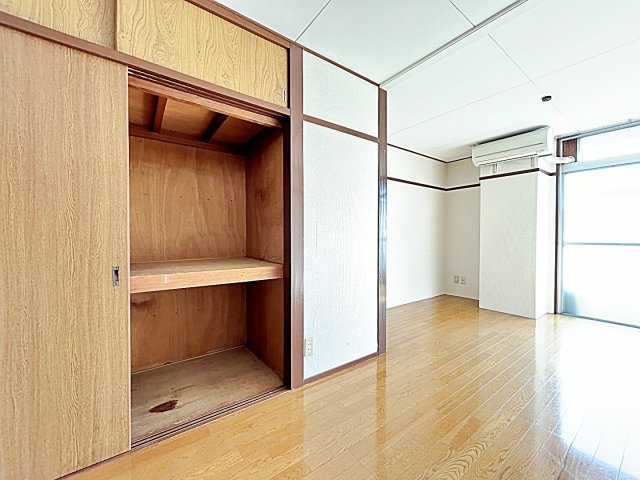 親和ビルの収納|こまごまとしたものを収納できそうですね