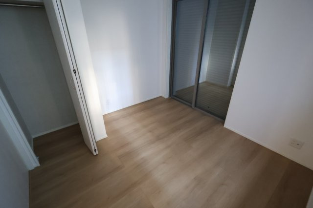 《仲介手数料無料》南区大字太田窪2610-4新築一戸建てミラスモの洋室|撮影日 2025年11月19日 14:30 晴れ