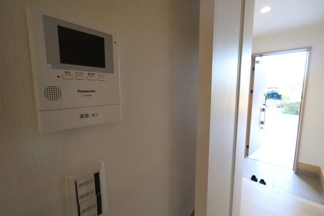 《仲介手数料無料》南区大字太田窪2610-4新築一戸建てミラスモのセキュリティ|撮影日 2025年11月19日 14:30 晴れ