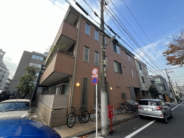 プログレス三軒茶屋の外観|★耐震構造の旭化成ヘーベルメゾン★