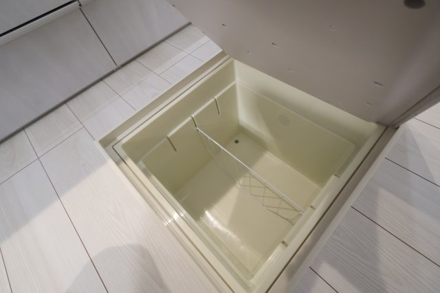 《仲介手数料無料》南区大字太田窪2610-4(2号棟)新築一戸建てミラスモのキッチン|撮影日 2025年11月19日 14:30 晴れ