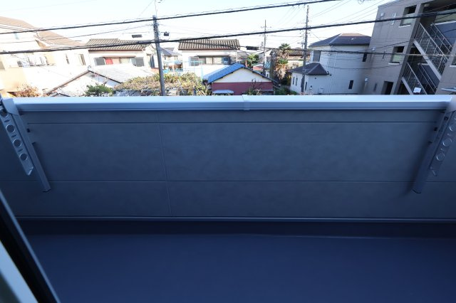 《仲介手数料無料》南区大字太田窪2610-4(2号棟)新築一戸建てミラスモのバルコニー|撮影日 2025年11月19日 14:30 晴れ