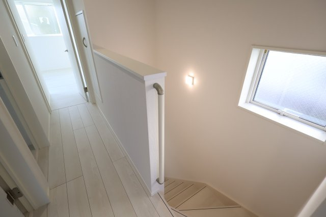 《仲介手数料無料》南区大字太田窪2610-4(2号棟)新築一戸建てミラスモの内装|撮影日 2025年11月19日 14:30 晴れ