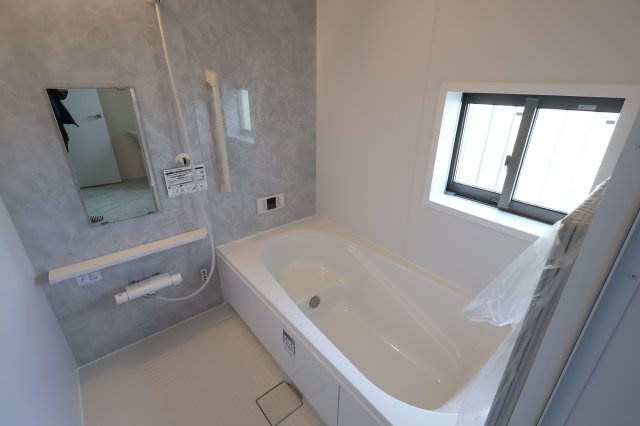 《仲介手数料無料》緑区大字三室615-1(K号棟)新築一戸建てハートフルタウンの浴室