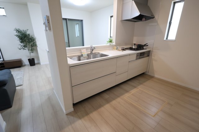《仲介手数料無料》緑区大字三室615-1(K号棟)新築一戸建てハートフルタウンのキッチン