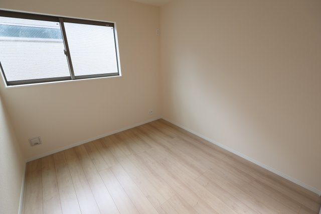 《仲介手数料無料》緑区大字三室615-1(K号棟)新築一戸建てハートフルタウンの洋室