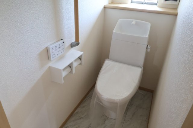 《仲介手数料無料》緑区大字三室615-1新築一戸建てハートフルタウンのトイレ