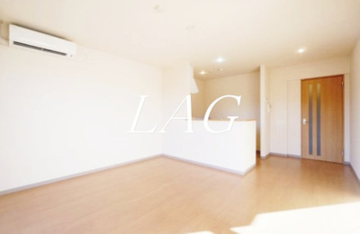 【居間・リビング】 | マナブライトン・フロント | 洋室です。