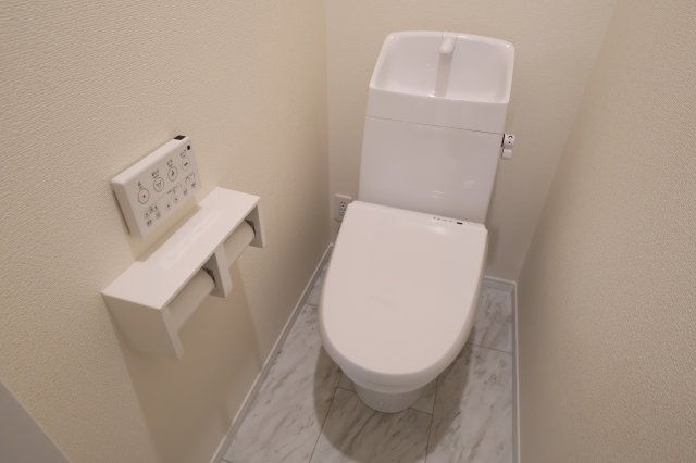 《仲介手数料無料》緑区大字三室615-1(M号棟)新築一戸建てハートフルタウンのトイレ|撮影日 2025年11月11日 14:00 曇り