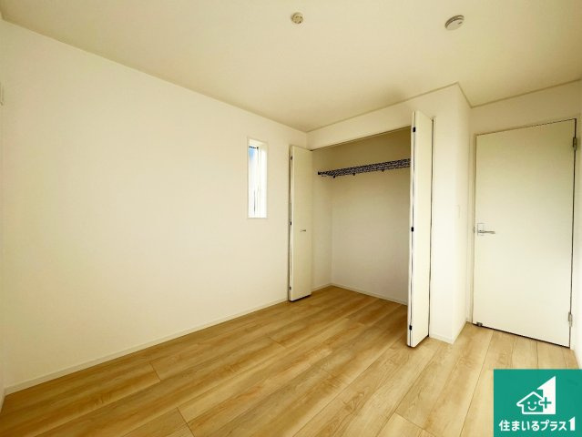 加古川市野口町良野　第12期　新築一戸建ての洋室|シンプルな洋室は、自分好みのインテリアが楽しめます♪ご家族とインテリアや家具を選びに行くのは新築購入時の醍醐味の一つです。ぜひお楽しみください♪