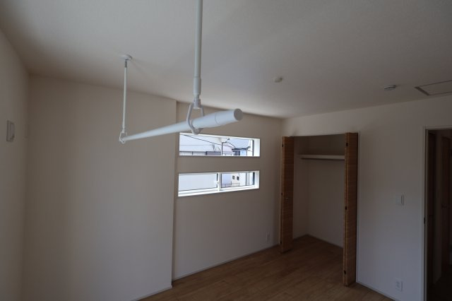 《仲介手数料無料》北区大成町４丁目549-2(全1戸)新築一戸建てブルーミングガーデンのランドリースペース|撮影日 2025年8月17日 10:30 晴れ