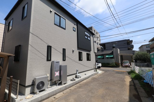 《仲介手数料無料》北区大成町４丁目549-2(全1戸)新築一戸建てブルーミングガーデンの外観|撮影日 2025年8月17日 10:30 晴れ