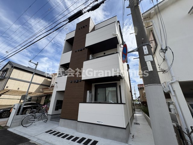 明石市大観町のアパートの外観