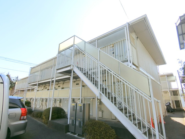 レミントン　テラス　Bの外観