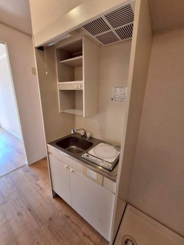 レミントン　テラス　Bのキッチン