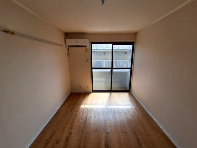 レミントン　テラス　Bの居間・リビング