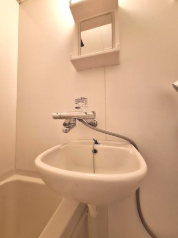 レミントン　テラス　Bの洗面所