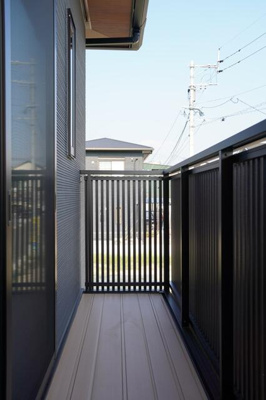 【バルコニー】 | ベルジョルネＡ棟 | お洗濯にも便利なバルコニー付き