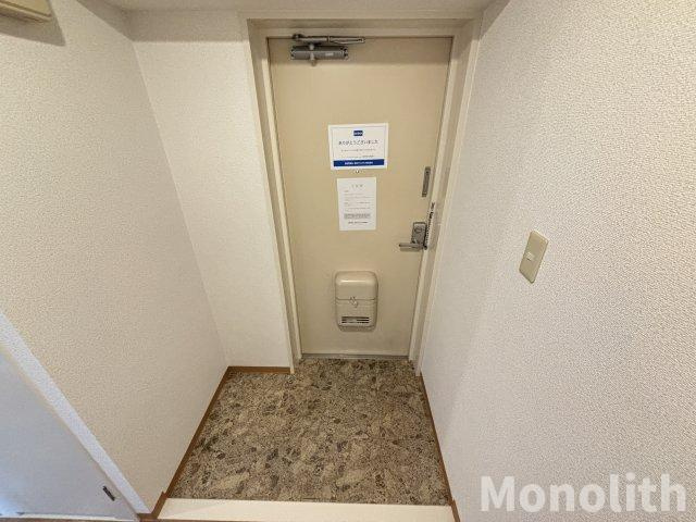 シャトークレールの玄関