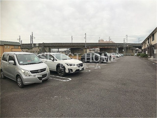 【駐車場】