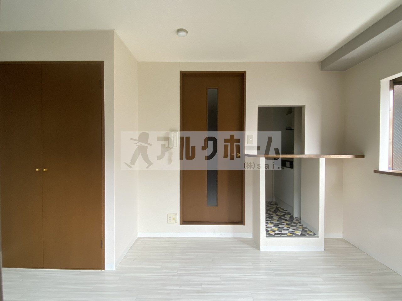 シャルムコートの居間・リビング