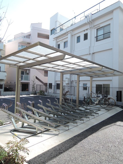 サンテラス高田のその他共用部分|★屋根付き駐輪スペース★