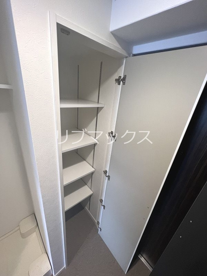 【収納】プレサンス江坂クォーレ