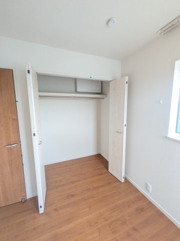 フォンテーヌB棟の収納