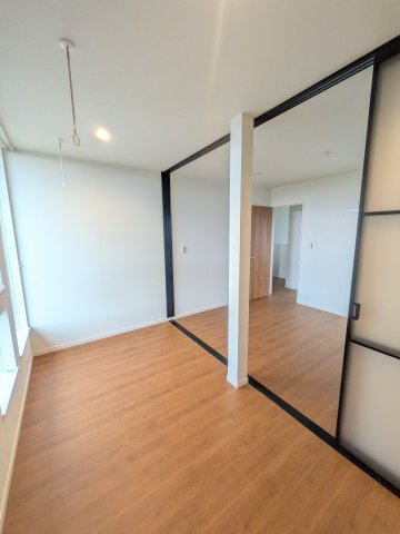 フォンテーヌB棟の洋室