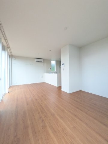 フォンテーヌB棟の居間・リビング