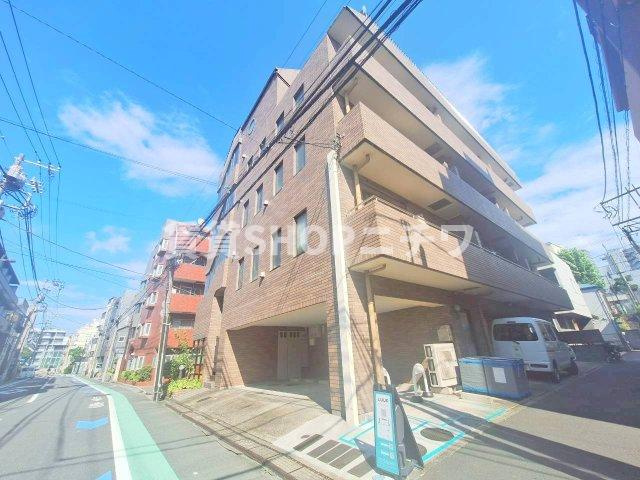 ＡＲＫ　ＴＥＲＲＡＣＥの外観|★敷地内駐車場もあります★