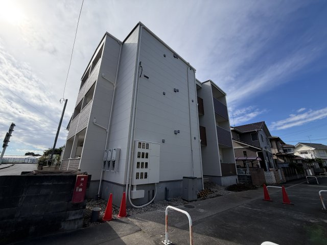 ジーメゾン岩槻南平野の外観