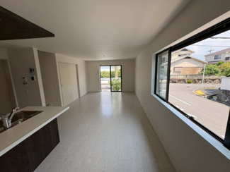 【居間・リビング】 | 赤坂台５丁　新築分譲住宅　全２区画