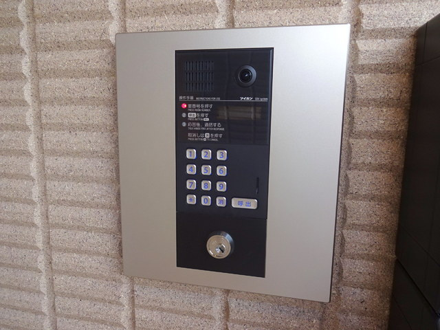 メゾンベールのセキュリティ|★安心のオートロック完備★