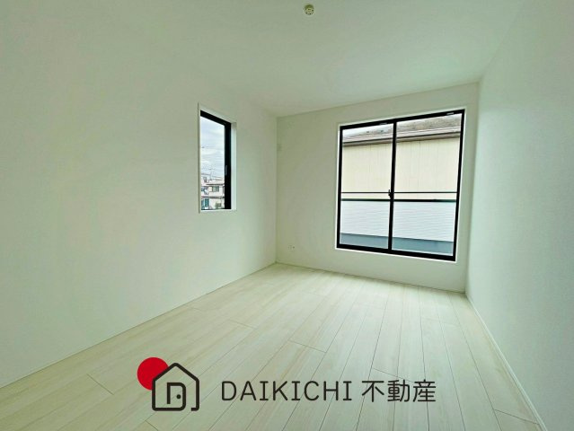 【洋室】 | 鴻巣市小松4期　新築戸建　全2棟　2号棟