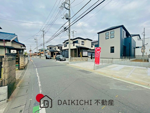 【前面道路含む現地写真】 | 鴻巣市小松4期　新築戸建　全2棟　2号棟
