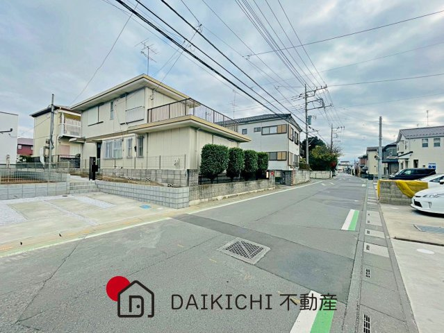 【前面道路含む現地写真】 | 鴻巣市小松4期　新築戸建　全2棟　2号棟