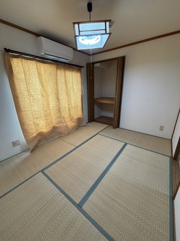 ジュネスシャトーの和室