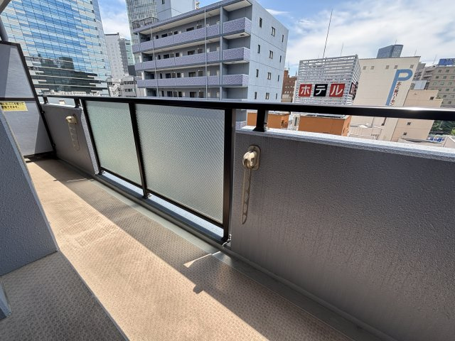 セザール壱番館（７０４）のバルコニー