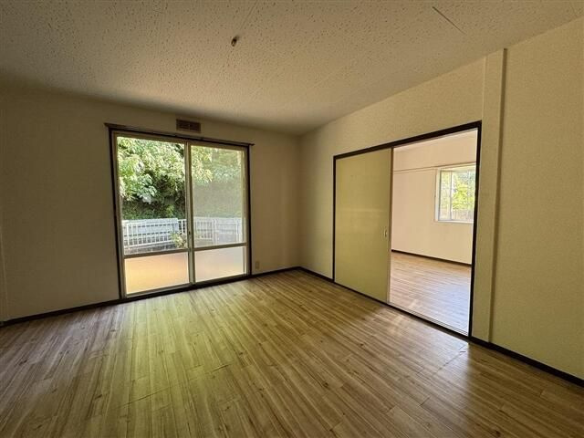 横浜市緑区東本郷４丁目のアパートの寝室