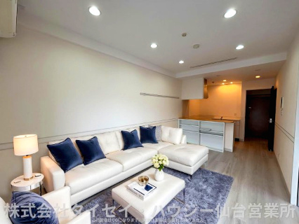 セントフィールド榴ヶ岡アネックスの居間・リビング|AIのCG作成イメージであり、実際に現地に家具は置かれていません。