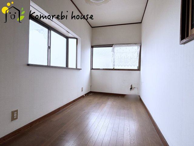 比企郡川島町上伊草　中古一戸建ての洋室|二面採光でとても明るい洋室です