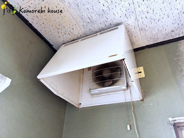 比企郡川島町上伊草　中古一戸建てのキッチン|レンジフードです