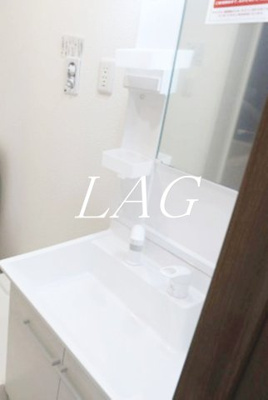 【洗面所】 | Ｌｉｌｙ＆Ａ | 独立洗面台です。