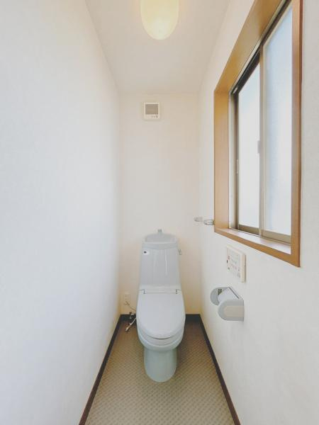 富士市中丸の中古一戸建|【現況販売】2階トイレ